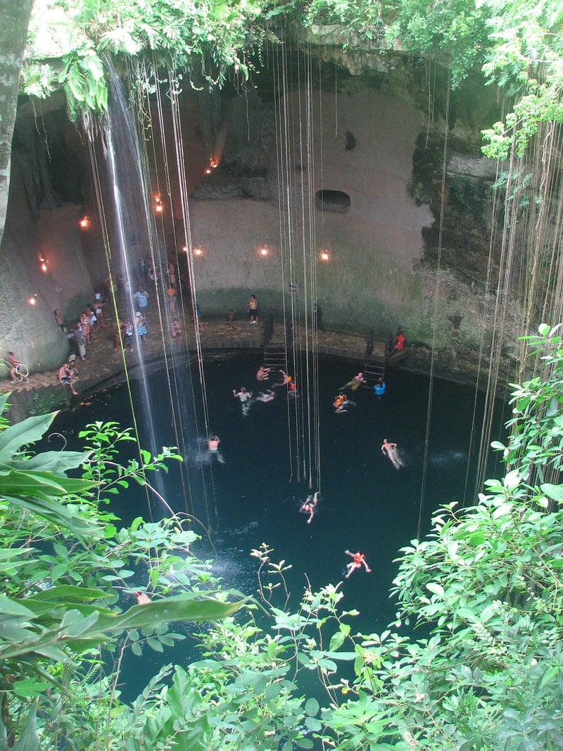 Cenote Angelita, Mexico